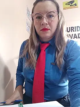 Hannah-colx online show from April 6, 2026, 1:12 pm