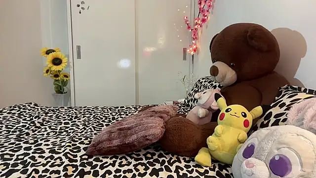 Snapshot of fairy_hot_ chatting on May 19, 2026, 7:42 pm fairy hot online show from May 19, 2026, 7:42 pm