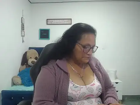  Cristal online show from September 12, 2025, 4:01 am