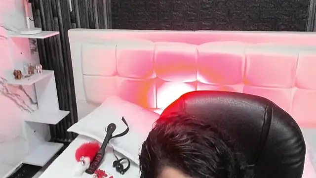 Violet sl4ve online show from October 4, 2025, 4:49 pm