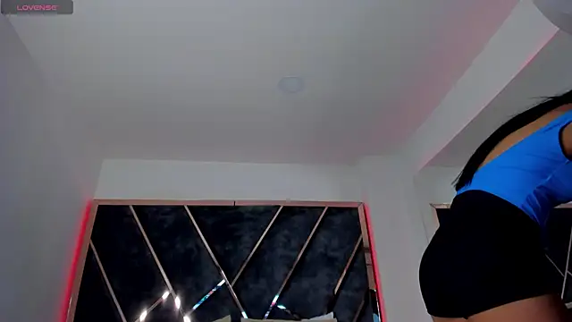 Snapshot of SusanaHenao chatting on September 9, 2025, 5:12 pm SusanaHenao online show from September 9, 2025, 5:12 pm