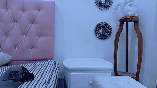 Snapshot of ivy_scorpio chatting on March 29, 2026, 5:29 am ivy scorpio online show from March 29, 2026, 5:29 am