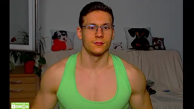 ZeinMiracles online show from March 9, 2026, 10:25 pm