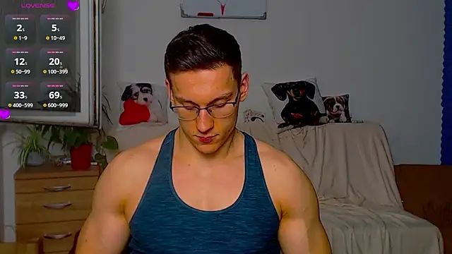 ZeinMiracles online show from April 2, 2026, 8:39 pm