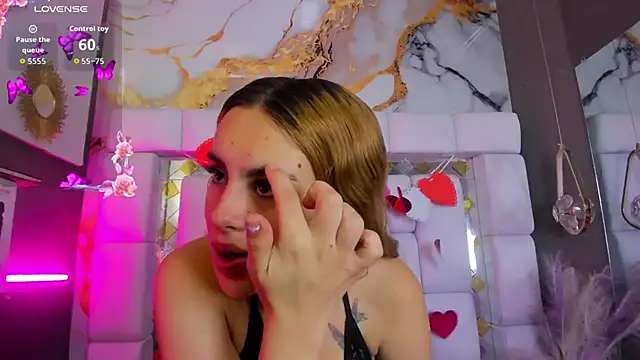 Natasha-Adams online show from February 6, 2026, 9:18 pm