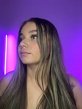 AnnyLopezzz  online show from November 12, 2025, 6:03 am