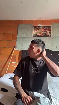 Mrjustin sebas online show from April 14, 2026, 6:58 pm