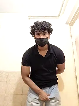 Snapshot of Goodmens5 chatting on September 21, 2025, 9:00 am Goodmens5 online show from September 21, 2025, 9:00 am