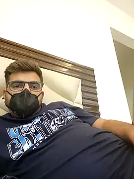 Snapshot of LoveGuruRA chatting on September 16, 2025, 11:55 am LoveGuruRA online show from September 16, 2025, 11:55 am