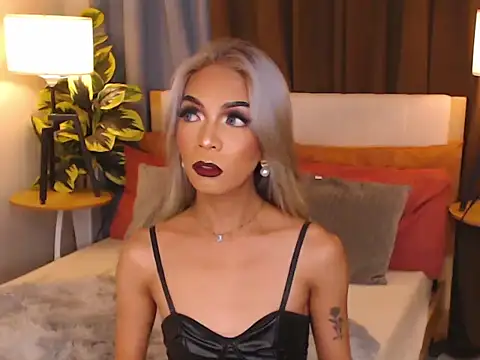 CelestinaMarquez0427 online show from September 28, 2025, 10:59 pm