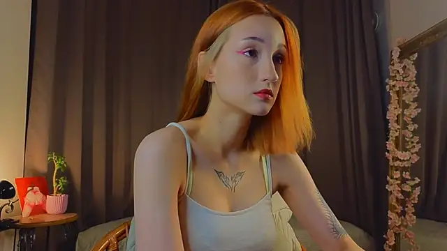 MaryroseRoeder online show from December 4, 2025, 2:43 am