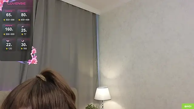 krissshoww online show from September 11, 2025, 1:49 am