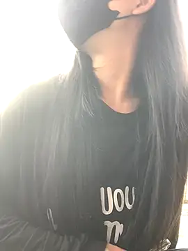 Tieuvi 18 online show from November 13, 2025, 12:20 am