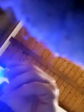 David leons online show from April 14, 2026, 9:21 pm