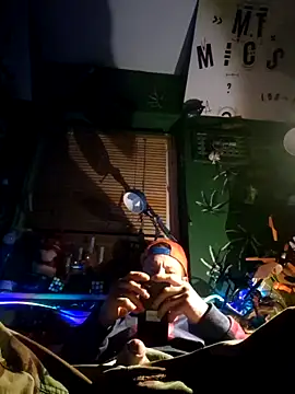 Snapshot of MODEST11_MMiILOO_AMARO chatting on April 5, 2026, 3:58 am MODEST11 MMiILOO AMARO online show from April 5, 2026, 3:58 am