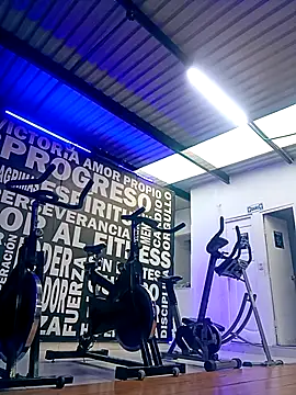 Sol Sunny online show from February 4, 2026, 10:36 pm