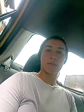 Sol Sunny online show from February 6, 2026, 8:01 pm