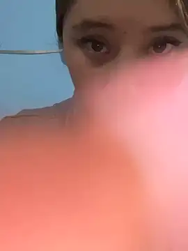 Snapshot of mia_skys chatting on February 6, 2026, 2:49 am mia skys online show from February 6, 2026, 2:49 am