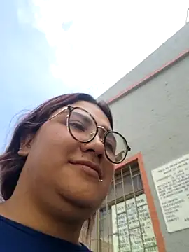 Snapshot of Lucyheart_ chatting on March 2, 2026, 2:24 pm Lucyheart online show from March 2, 2026, 2:24 pm