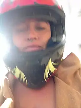 -Mia1 online show from March 21, 2026, 12:32 pm