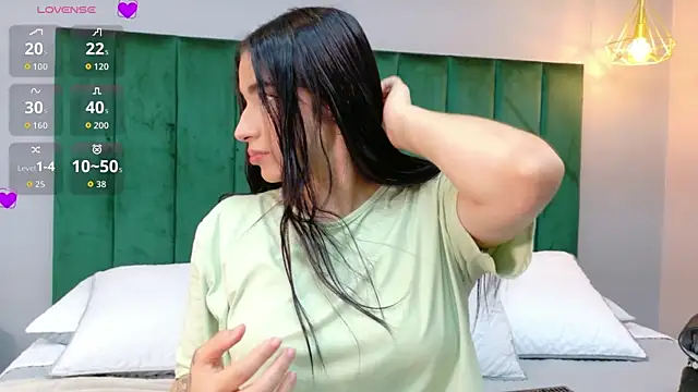Ashley Evans22 online show from July 10, 2026, 10:45 pm