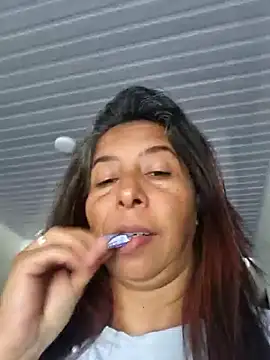 Snapshot of maleja23 chatting on September 9, 2025, 2:27 pm maleja23 online show from September 9, 2025, 2:27 pm