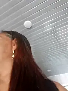 Snapshot of maleja23 chatting on September 18, 2025, 1:35 pm maleja23 online show from September 18, 2025, 1:35 pm