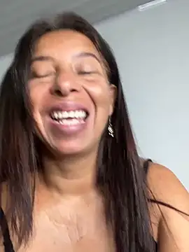 Snapshot of maleja23 chatting on November 6, 2025, 11:33 am maleja23 online show from November 6, 2025, 11:33 am