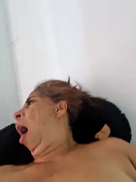 Snapshot of maleja23 chatting on February 9, 2026, 2:43 pm maleja23 online show from February 9, 2026, 2:43 pm