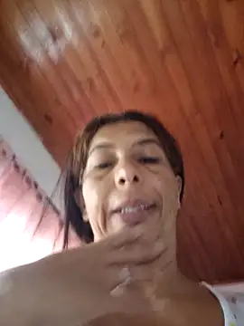 maleja23 online show from April 8, 2026, 11:32 am