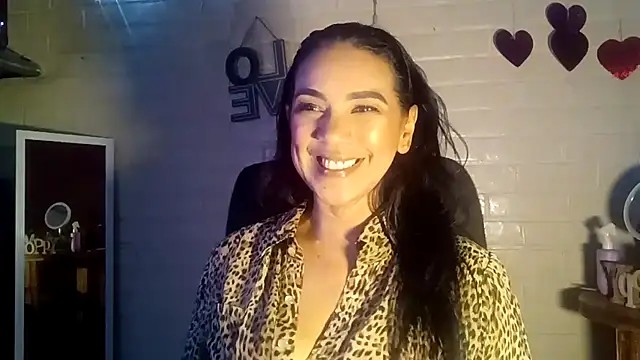 Snapshot of MiiaVelasquez chatting on April 22, 2026, 4:59 am MiiaVelasquez online show from April 22, 2026, 4:59 am