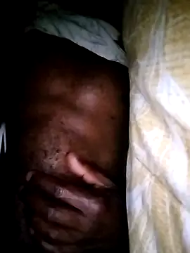 Snapshot of Bennteny67 chatting on October 19, 2025, 1:50 am Bennteny67 online show from October 19, 2025, 1:50 am