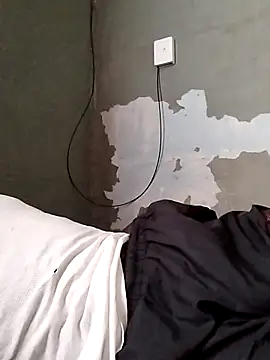 Snapshot of Bennteny67 chatting on October 30, 2025, 6:37 am Bennteny67 online show from October 30, 2025, 6:37 am