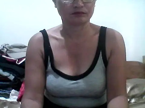 Snapshot of nathalie0045 chatting on June 12, 2026, 10:30 pm nathalie0045 online show from June 12, 2026, 10:30 pm