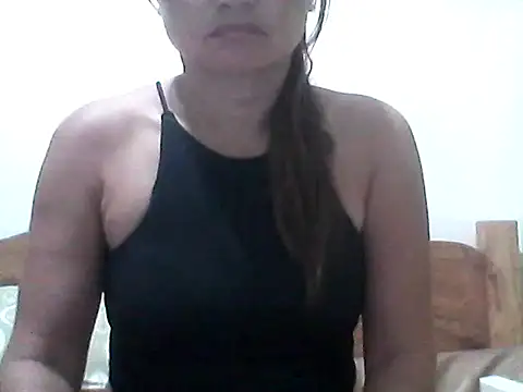 Snapshot of nathalie0045 chatting on June 16, 2026, 8:44 pm nathalie0045 online show from June 16, 2026, 8:44 pm