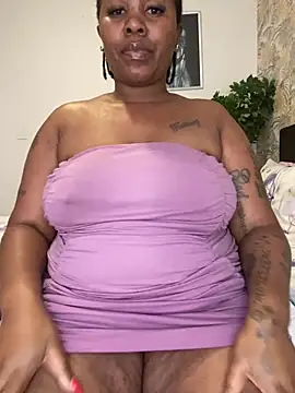 Snapshot of fatpussydallx chatting on June 18, 2026, 6:24 am fatpussydallx online show from June 18, 2026, 6:24 am