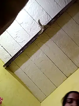 Snapshot of Seema_guptaji chatting on February 16, 2026, 4:47 pm Seema guptaji online show from February 16, 2026, 4:47 pm