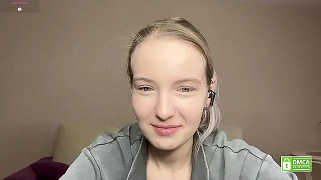 HongTomczak online show from February 24, 2026, 7:39 am