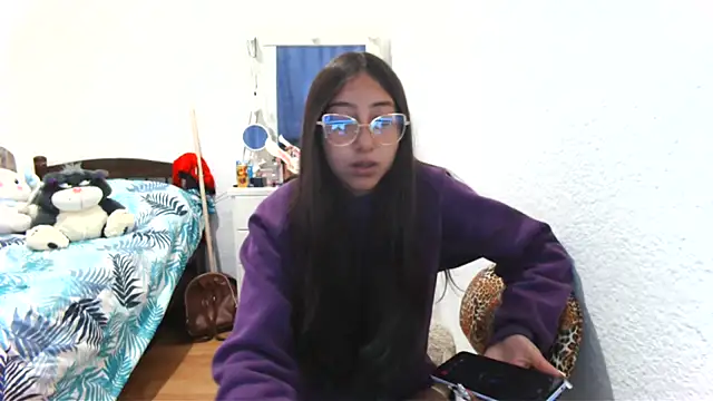 Nanilux online show from September 13, 2025, 6:08 pm