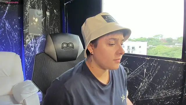 IanGilbert online show from September 27, 2025, 9:09 pm