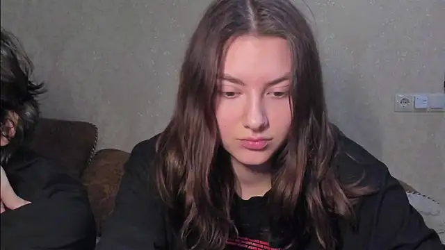 muuur fam online show from December 14, 2025, 8:35 pm