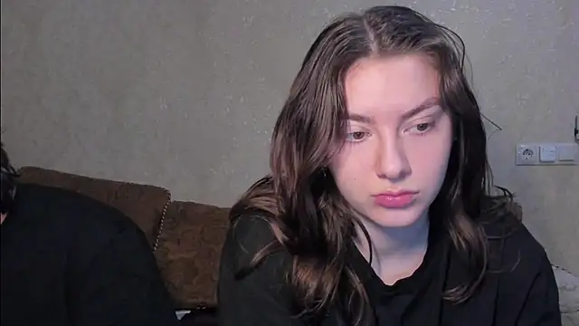 muuur fam online show from December 15, 2025, 9:52 pm