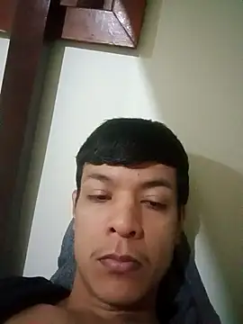 Snapshot of WillRodriguesf10 chatting on November 8, 2025, 1:33 pm WillRodriguesf10 online show from November 8, 2025, 1:33 pm