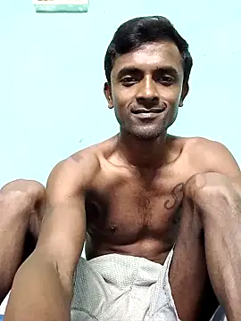 Snapshot of ShinuRoy chatting on April 25, 2026, 11:46 pm ShinuRoy online show from April 25, 2026, 11:46 pm