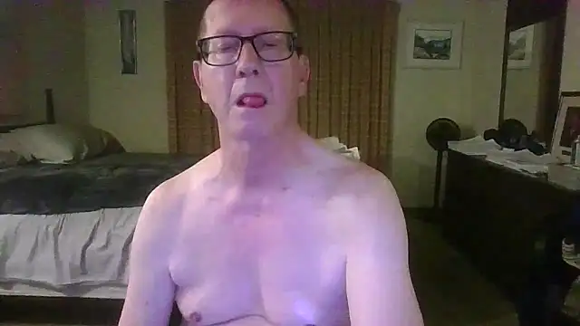 camminmichaellll online show from February 3, 2026, 3:48 am