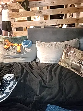 Titilouonlyf69 online show from February 6, 2026, 3:55 am