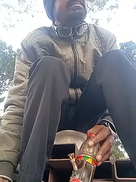 Snapshot of Mr_xxx007@xh chatting on January 19, 2026, 1:42 am Mr xxx007xh online show from January 19, 2026, 1:42 am