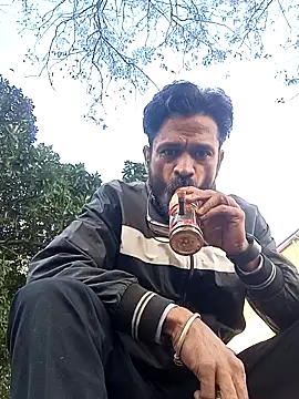 Snapshot of Mr_xxx007@xh chatting on February 6, 2026, 1:43 am Mr xxx007xh online show from February 6, 2026, 1:43 am