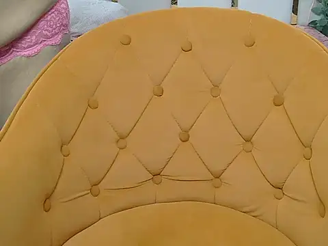 Its-ishikaa online show from November 8, 2025, 4:01 am