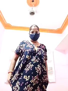 Snapshot of Sexi_savitri chatting on September 29, 2025, 2:44 pm Sexi savitri online show from September 29, 2025, 2:44 pm